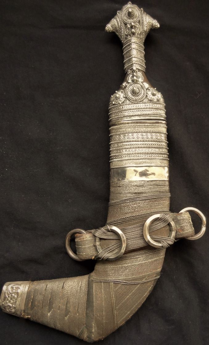 Antique Omani silver khanjar